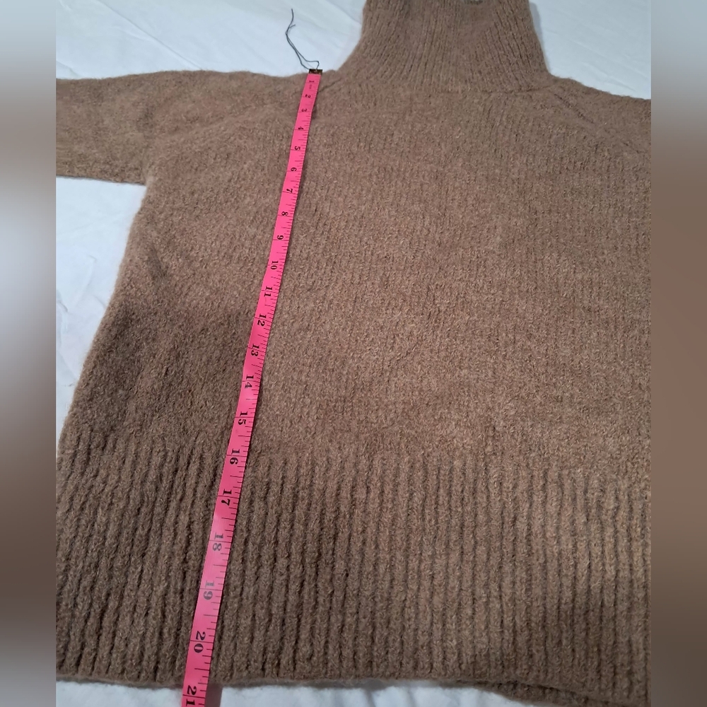 The Group by Babaton 100%  heavy Alpaca Turtleneck Sweater - XXS - Picture 3 of 15